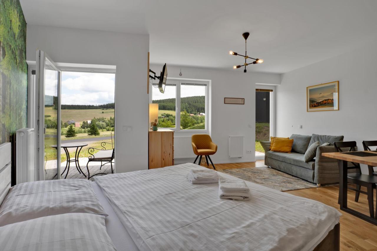 Meadows Apartments Klinovec Loučná pod Klínovcem Buitenkant foto