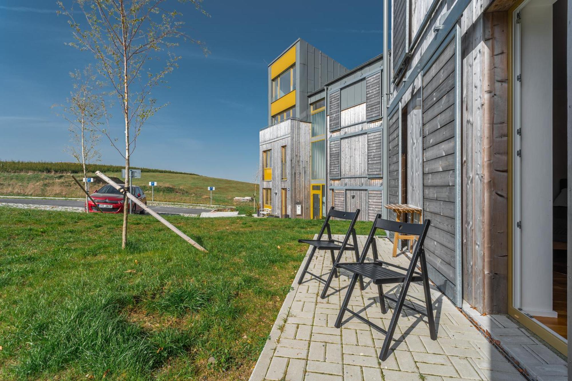 Meadows Apartments Klinovec Loučná pod Klínovcem Buitenkant foto